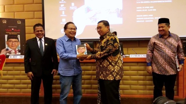 Wakil Ketua DPR Fadli Zon saat launching bukunya yang berjudul “Kata Fadli: Catatan-catatan Kritis dari Senayan”. Foto: Ricad Saka/kumparan