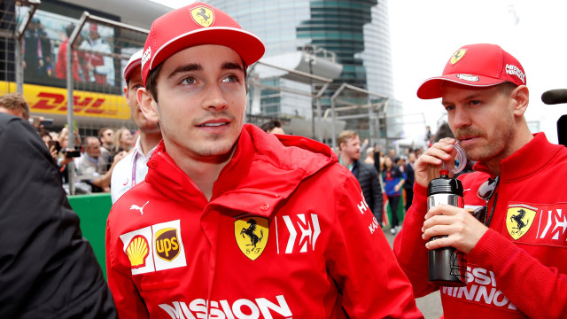 Charles Leclerc dan Sebastian Vettel. Foto: REUTERS/Aly Song