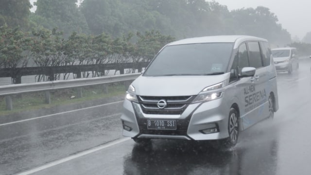 Otomotif, nissan serena, mobil baru, mobl baru 2019, nissan