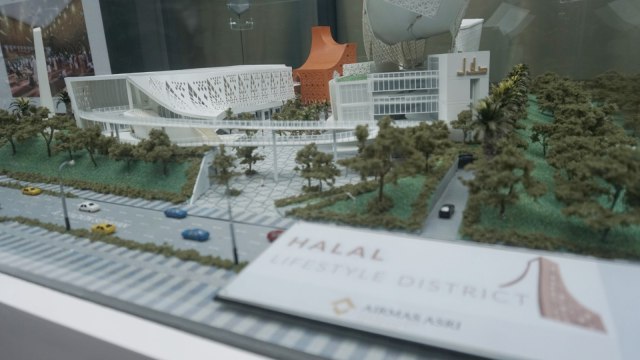 Halal Park, Gelora Bung Karno