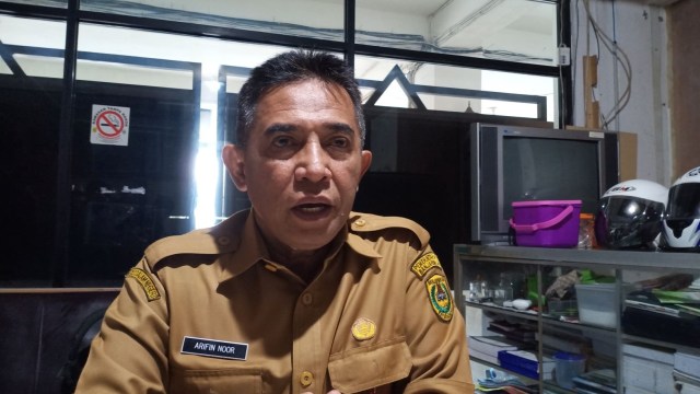 Kepala Dinas PUPR Kota Banjarmasin, Arifin Noor diemui wartawan di Balai Kota Banjarmasin. Fptp: Zahidi/banjarhits.id