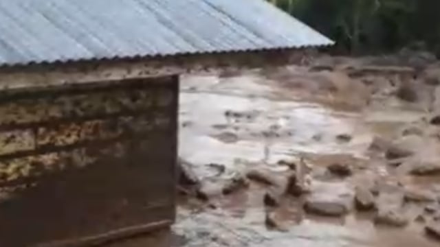 Banjir bandang di Situjuah Gadang. (Dok Warga)