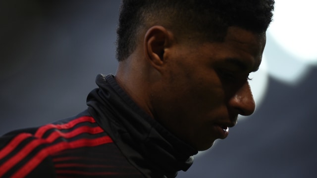 Rashford sebelum bertanding lawan Barcelona. Foto: AFP/Oli Scarff