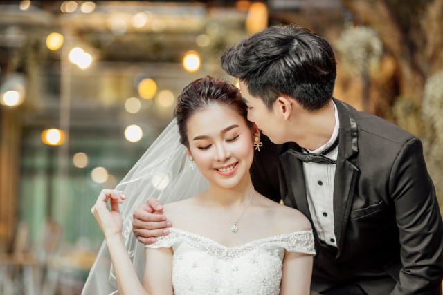 com-Ilustrasi Pasangan Menikah Muda. Foto: Shutterstock