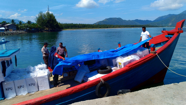 Cerita Distribusi Logistik Pemilu 2019 ke Pulo Aceh (2).jpg