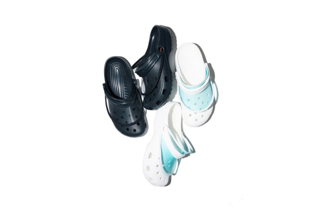 Koleksi BEAMS x Crocs