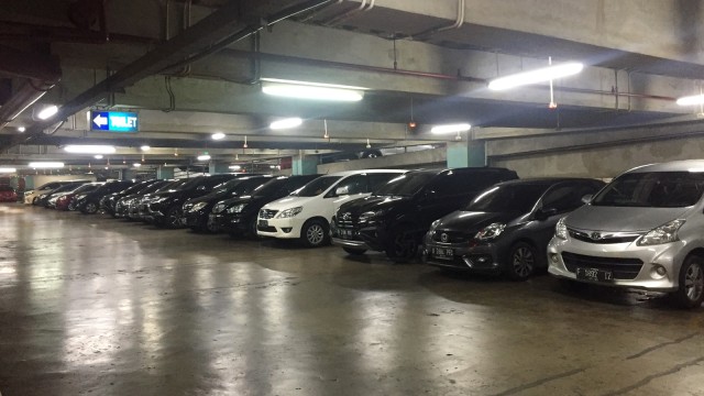 Tempat Parkir Mobil di Grand Indonesia