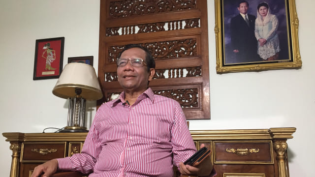 Mantan Ketua MK, Mahfud MD. Foto: Arfiansyah Panji Purnandaru/kumparan