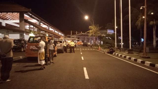 Sejumlah Penumpang Binggung Terlantar di Bandara Ngurah Rai Foto: Denita BR Matondang/kumparan