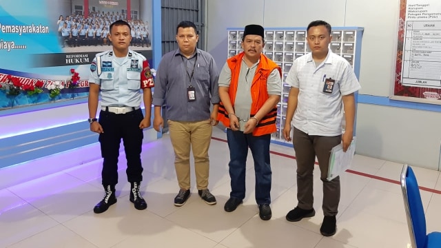 Bupati Labuhanbatu nonaktif, Pangonal Harahap, dieksekusi ke Lapas Tanjung Gusta, Medan. Foto: Dok. KPK