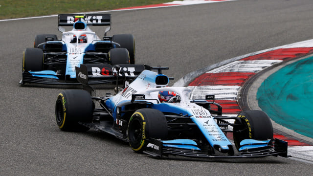 Duo Williams Racing, Robert Kubica dan George Russell, di GP China 2019. Foto: REUTERS/Thomas Peter