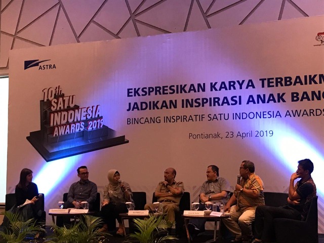 Sosialisasi program Satu Indonesia Awards yang digelar di Hotel Ibis Pontianak, Selasa (23/4). Foto: Teri Bulat