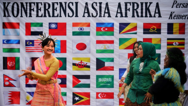 Peringatan Konferensi Asia Afrika di Kampung Lio Genteng, Bandung, yang digelar Sakola Ra'jat (SR) Iboe Inggit Garnasih. (Foto-foto: Agus Bebeng/Bandungkiwari) 