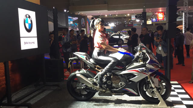 BMW S1000RR