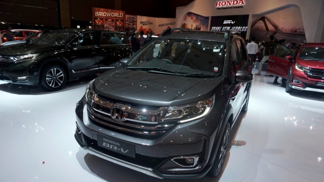 Peluncuran mobil Honda BR-V di pameran otomotif Indonesia Internasional Motor Show (IIMS) di Jiexpo Kemayoran, Jakarta, Kamis (25/4). Foto: Irfan Adi Saputra/kumparan