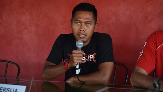 Bek Persija, Tony Sucipto, dalam sesi jumpa pers sebelum bersua Bali United di babak 8 besar Piala Indonesia. Foto: Dok. Media Persija