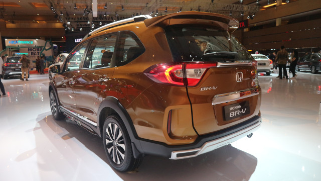 Detail Ubahan Dan Harga Lengkap Honda Br V Baru Kumparancom