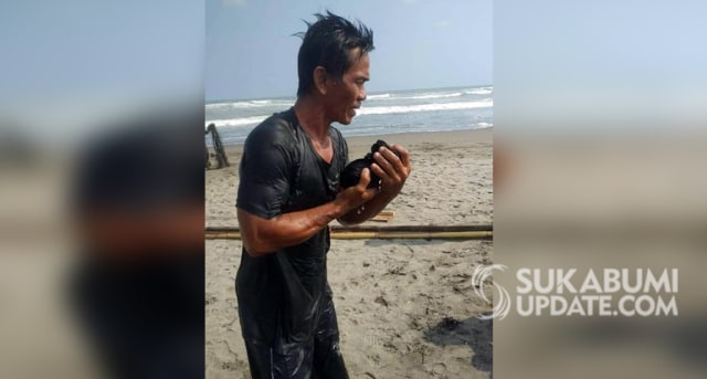 Nelayan asal Sukabumi berhasil diselamatkan setelah mengalami kecelakaan di perairan Cianjur Selatan, Kamis (25/4/2019) pagi. | Sumber Foto:Istimewa