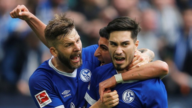 Ekspresi para pemain Schalke 04 Foto: REUTERS/Leon Kuegeler