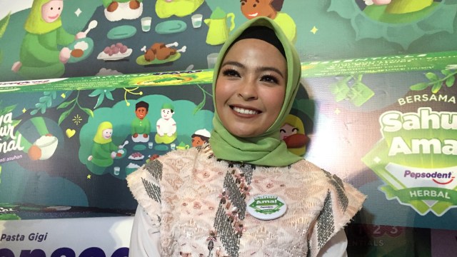 Tantri ‘Kotak’ di acara Pepsodent Herbal Sahur Amal 2019