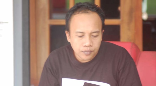 Doding Rachmadi S.T, Ketua DPC PDIP Kabupaten Trenggalek. foto: HERMAN S/ BANGSAONLINE 