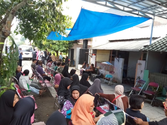 Suasana rumah duka salah satu petugas KPPS di kawasan Keluarahan Kadipiro, Banjarsari, Solo, pada Kamis (25/4/2019). (Agung Santoso)