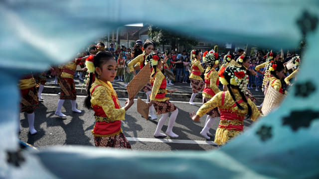 3000 penari peringati hari tari sedunia, Bandung, Jawa Barat