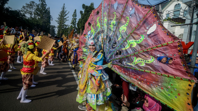 3000 penari peringati hari tari sedunia, Bandung, Jawa Barat