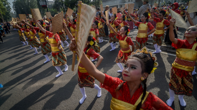 3000 penari peringati hari tari sedunia, Bandung, Jawa Barat