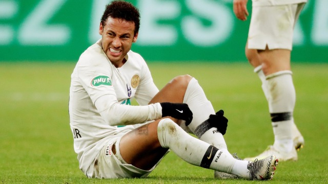 Neymar Junior di final Coupe de France. Foto: REUTERS/Charles Platiau