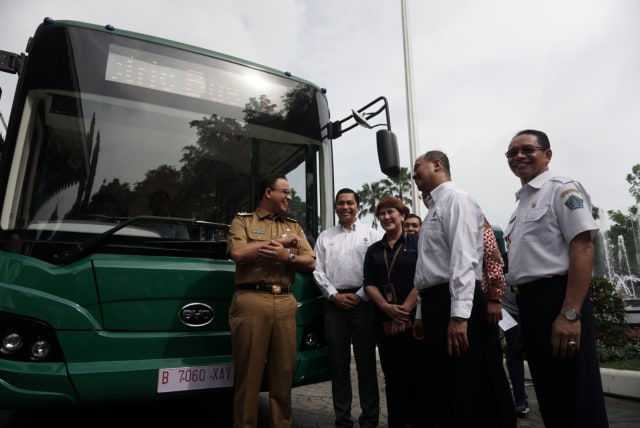 Anies Baswedan meresmikan Bus Listrik Transjakarta (NOT COVER)