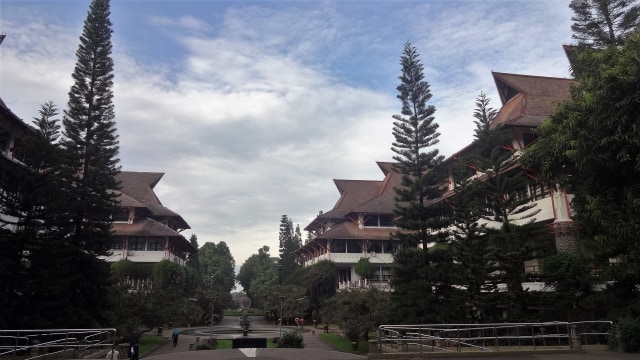 Kampus ITB, Bandung, salah satu perguruan tinggi negeri di Indonesia yang menjadi tujuan calon mahasiswa baru. (Iman Herdiana)