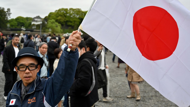 Hari pengunduran diri Kaisar Jepang, Akihito