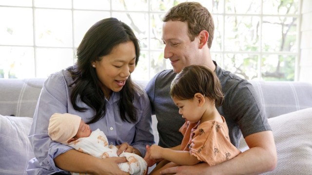 Pendiri Facebook Mark Zuckerberg dan istrinya, Priscilla Chan. Foto: Mark Zuckerberg/Facebook