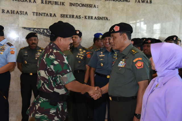 Puluhan TNI Perwira Tinggi Naik Pangkat