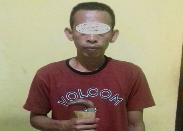 Pelaku Haruna Lallang pelaku penganiayaan terhadap Bahar Lira (Makassar Indeks).