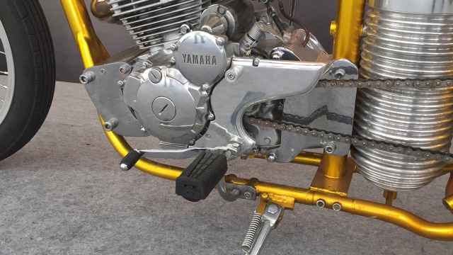 Replika Chopper emas milik Jokowi