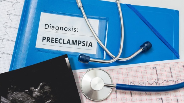 Preeklampsia pada ibu hamil. Foto: Shutter Stock