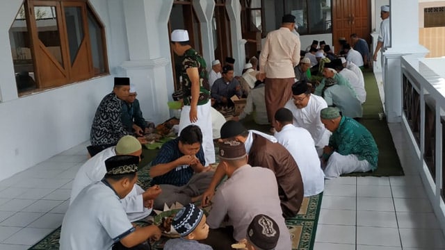 Tradisi Kenduri yang masih dipertahankan warga di kampung Jawa Tondano, Minahasa, Sulawesi utara