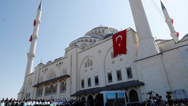 Masjid Grand Camlica di Istanbul. Foto: REUTERS / Murad Sezer