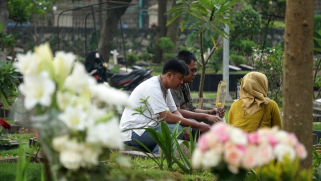 Suasana TPU Karet Bivak, Jakarta