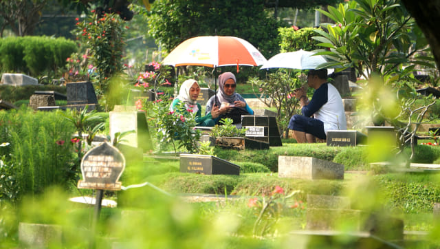 Suasana TPU Karet Bivak, Jakarta