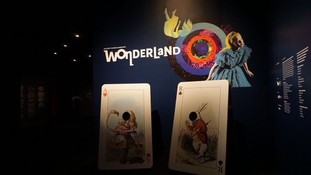 Suasana pameran ‘Wonderland’ di ArtScience, Marina Bay Sands, Singapura. Foto: Regina Kunthi Rosary/kumparan