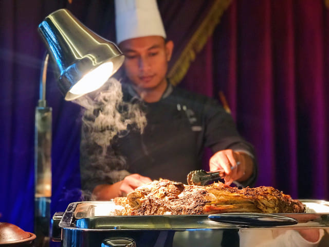 Live Shawarma Station.