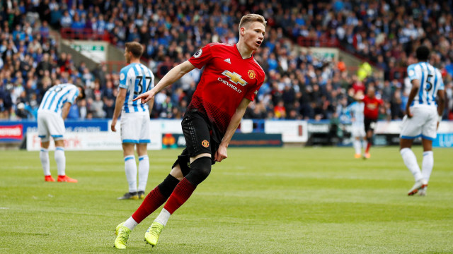 Pencetak gol Manchester United ke gawang Huddersfield, Scott McTominay. Foto: Reuters/Jason Cairnduff