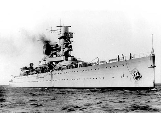 Kapal Belanda Hr. Ms. Ruyter di tahun 1936 (Sumber Foto: Koninklijke Marine.nl)