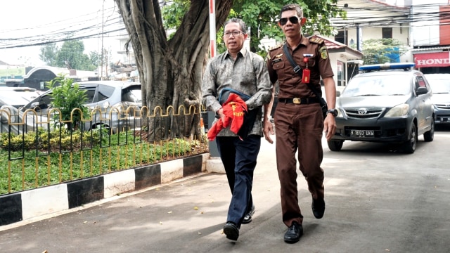 Joko Driyono tiba di Pengadilan Negeri Jakarta selatan, Senin (6/5). Foto: Irfan Adi Saputra/kumparan