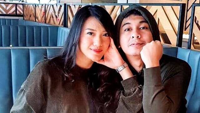 Raditya Dika dan Anissa Aziza. Foto: Instagram/@raditya_dika