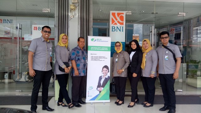Jajaran BPJS TK Tanjungpinang usai meresmikan Unit layanan BPJS di Bnk BNI Tg. Uban