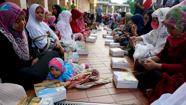 Buka bersama di Masjid Istiqlal